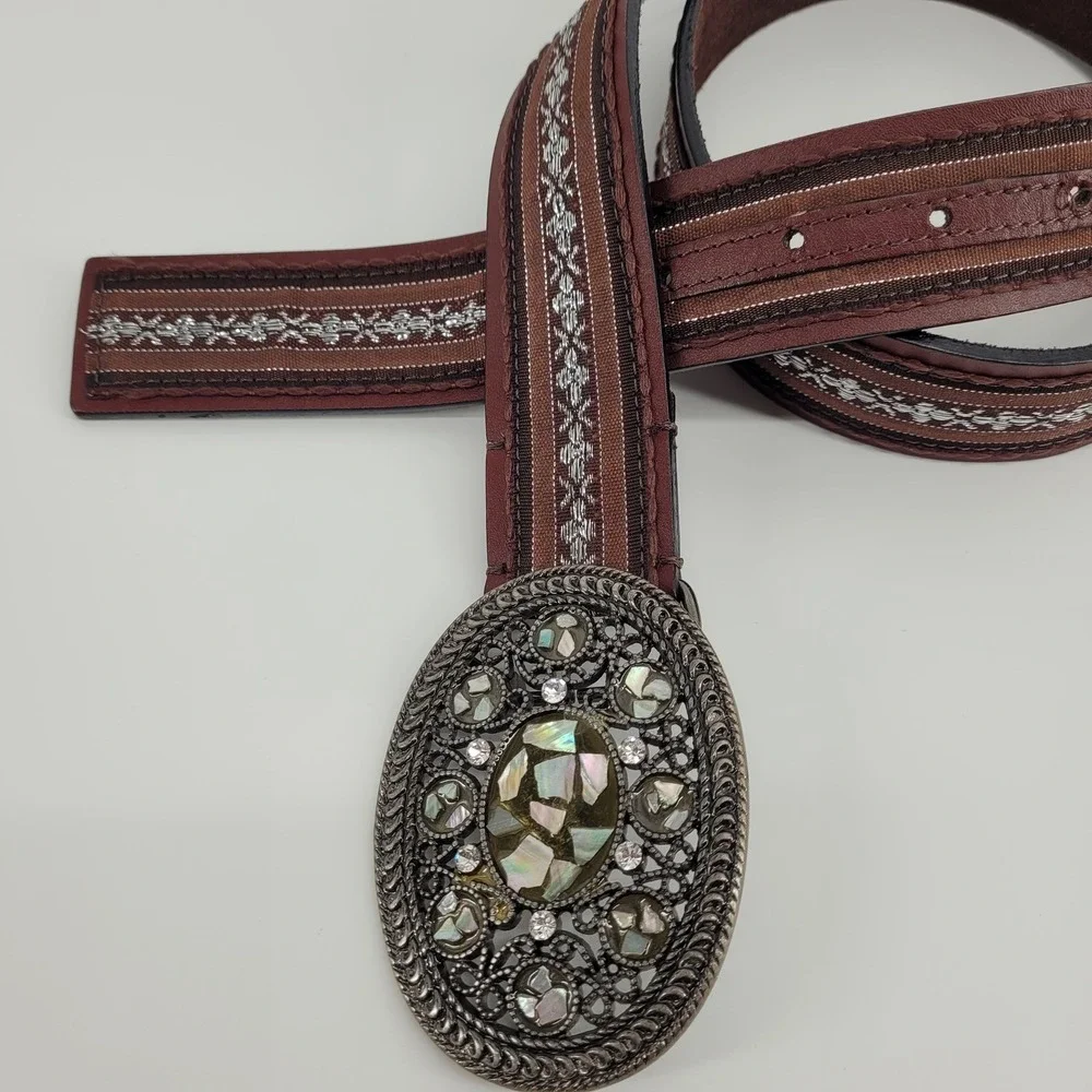 Womens Brown Leather Western Belt XL Silver Embroidered Mosaic Boho Eclectic